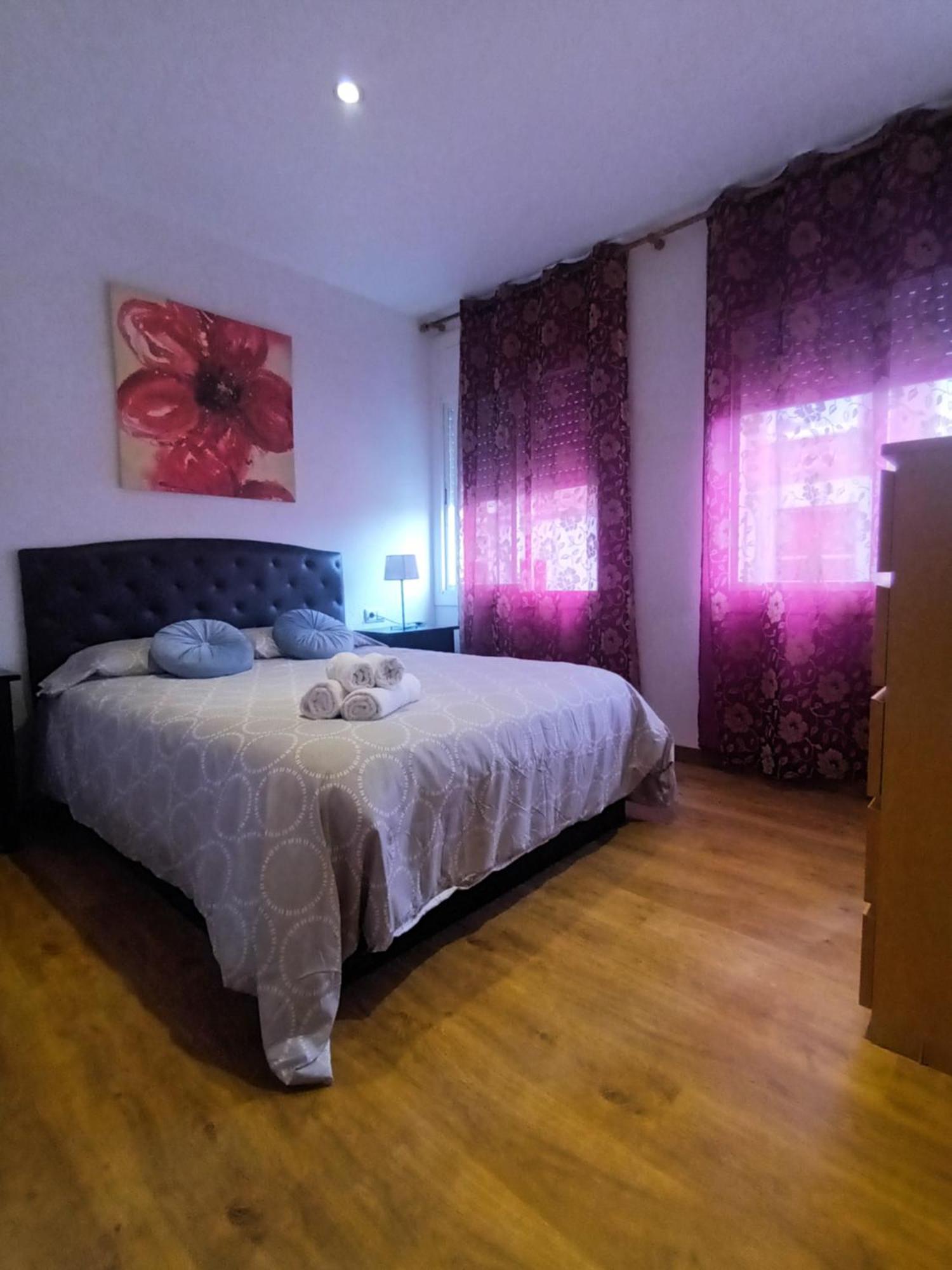 Apartamento Paris L'Hospitalet de Llobregat Exterior photo